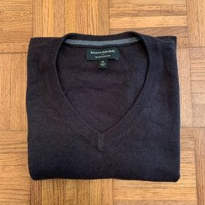 Men's Banana Republic Dark Brown V-Neck Sweater XL